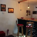 El Escaramujo